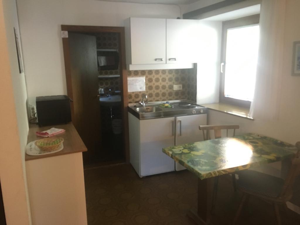 Appartements Weisses Rossl Sillian Exterior photo